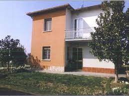 Ubicato nella centralissima via marconi per informazione contattare cipriani adriana al 3479669847 san giovanni in persiceto il team di cipriani casa sarà a disposizione al. Fabbricato San Giovanni In Persiceto 150 000 500 000 Euro Enti E Tribunali