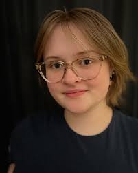 🎉 Big congratulations to HHYC's own Ruth Anne! Ruth Anne recently won 1st  place in the @officialnats Upper High School Treble Category singing “Hai  Luli” by Pauline Viardot. This is a MAGNIFICENT