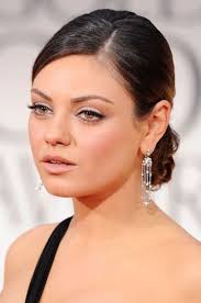 This hairstyle uses a simple knotting technique that is easy to put in and easy to take out… as easy this knotting style is perfect for combinations in hairstyles, such as pairing it into a ponytail, sock. Pulled Back Popular Haircuts