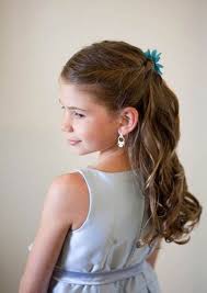 A simple yet elegant ponytail is one of the easiest hairstyles for little girls with short hair for a wedding! 43 Ideas Hairstyles For School Picture Day Kids Wedding Hairs