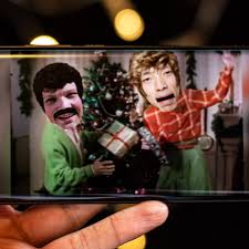 Shutterfly is here to help turn your best and brightest pictures into elegant and festive personalized christmas cards to share your joy with friends and relatives. The Best Christmas Card Applications For Your Smartphone Nextpit