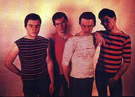 Chorus warisan wanita terakhir jiwa raga ku serah kau ingin milik segalanya di mana kasihku tiada kau memberi apa yang ku perlu. Warisan Wanita Terakhir Teacher S Pet Last Fm