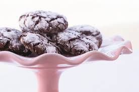 Biscuits Craquants Au Chocolat Ricardo Recipe Desserts Ice Cream Biscuits