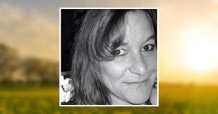 Dawn Demott's Instagram, Twitter & Facebook