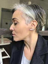 Pin On Minha Transicao Para Os Cabelos Brancos Rubia Rubita