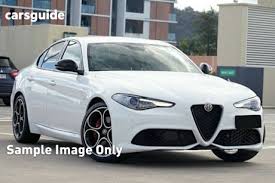 Image result for Bianco 2017 Alfa-Romeo