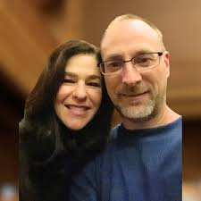 102. Loving Bravely (with the Teigens)