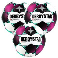 The modest bundesliga soccer ball has a fascinating backstory. Derbystar 3er Bundesligaball Ballpaket Bundesliga Brillant Aps