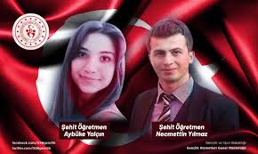 Batman'ın kozluk ilçesinde 8 aylık öğretmen şenay aybüke yalçın ve iki askerin şehit olmasıyla sonuçlanan hain saldırının görüntüleri ortaya çıktı. Basta Sehit Senay Genclik Hizmetleri Genel Mudurlugu Facebook