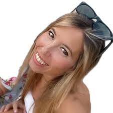 Eva Campos (@nomevendaslamoto) • Threads, Say more