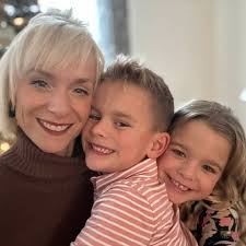 Lisa McLaughlin, Global Real Estate Advisor