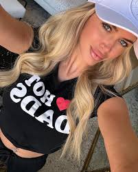 JOSIE LEIGH BENNETT⚡️