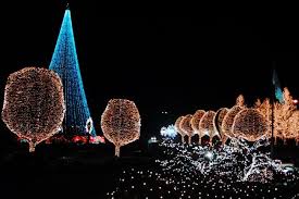 Pin On Holiday Light Displays Around The Country