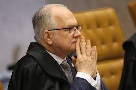 Ministro do stf acatou recomendação da pgr, segundo a qual versão sobre distribuição de us$ 300 mil em propina a calheiros não se confirmou. Ministro Edson Fachin Nega Novo Recurso De Lula Agencia Brasil