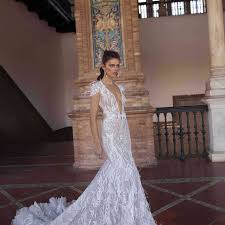 Boho simple long sleeve wedding dress bridal dress puffy tulle lace top plus sz. 65 Plunging Neckline Wedding Dresses For The Daring Bride