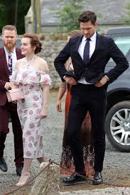 Handsome kit harington arriving at the wedding venue. What The Coolest Guests Wore To This Game Of Thrones Wedding Pretty Dresses Fashion Celebs