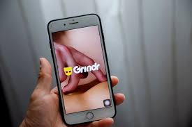 Grindr used by gang to entrap and burgle 50 victims in their own homes |  The Independent