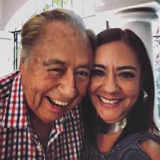 Gracias por el nacimiento de mi padre. Gracias por elegirnos. Gracias por  la historia de amor que permanecerá viva. Gracias por cada recuerdo  invaluable. ¡Celebro su existencia! 27 Junio, día de conmemorar