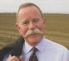 Dan Ronquillo's Instagram, Twitter & Facebook