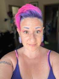 Blu e rosa! Che ne pensi? Mi piace abbastanza? : r/HairDye