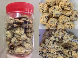 Pelbagai resepi kuih raya tradisional & moden ян sedap дан популярным. Resipi Biskut Cornflakes Crunchy Chocolate Chips Pasti Buat Suami Makan Tak Berhenti Pesona Pengantin