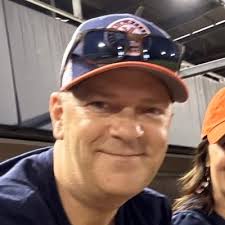 Terry Meadows (@7tangomike)