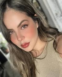 Gabriela Quezada's Instagram, Twitter & Facebook