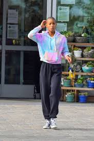 As if acting, singing, and basically owning social media doesn't keep her busy watch the throne: Willow Smith Hawtcelebs