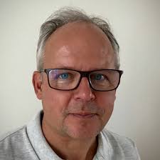 Toezicht houden door diep in de praktijk te duiken'