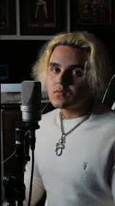 Powfu's “Death Bed” hits different every time — that soft, nostalgic vibe  that feels like a memory you never had, and Liam Horne brings that same  mellow energy when he puts his