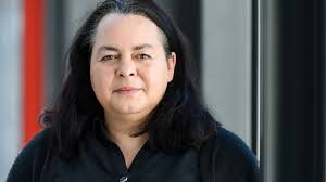 Medien: Medien: «Ich bin normal, mein Leben ist es nicht»