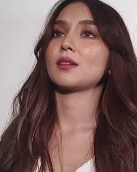 Kathryn Bernardo In 2020 Kathryn Bernardo Hairstyle Hair Color For Tan Skin Hair Color For Tan Skin Tone