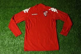 The club was founded in 1909, and play their home matches at the stade tourbillon. Sion Exterieur Maillot De Foot 2009 2010