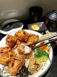 心丼日式料理 food chicken meat