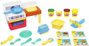 Kidkraft modern metallics baking set. Play Doh Meal Makin Kitchen Amazon De Toys Games