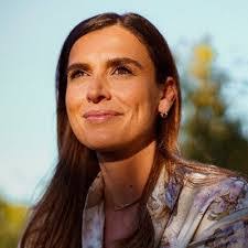 Monica Weiss's Instagram, Twitter & Facebook