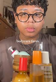 Pink Beach Nourishing Body Oil Review