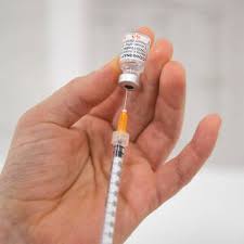 Вакцина пфайзер може викликати запалення серцевого. Ukraina Poluchila Pervuyu Partiyu Vakciny Pfizer Ukraina Byvshij Sssr Lenta Ru