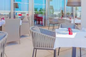 All it takes is a few words and you're well on your way in discovering what lunch spot would work perfectly for you. Romantic Abu Dhabi Restaurants Perfect For A Date Night Restaurants Time Out Abu Dhabi