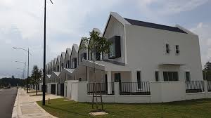 Broga is the easiest hill to climb in kl area. Eco Forest