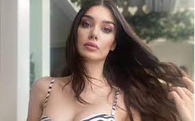 Burcu kıratlı aslan burcuna sahip ve aslan burcunun özelliklerini taşıyan güzel bir sinema oyuncusudur. Ertugrul Actress Burcu Kiratli S New Photos Are Too Hot To Handle