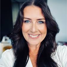 Anna Leszczynski Email & Phone Number