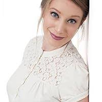 Nadine Darling's Instagram, Twitter & Facebook