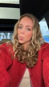 They say the way you do anything is the way you do everything. I wonder if  that rule applies to perspective. If even the way you view dessert options  is the , way you view hard options 💭, #Mindset ...