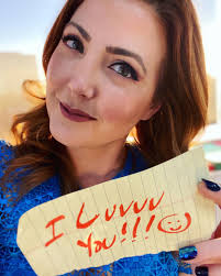 I mean, c'mon. ❤️ My lunch notes from KPRC2 Justin Stapleton are the  highlight of my morning. What are the little things your partner does to  make you smile?