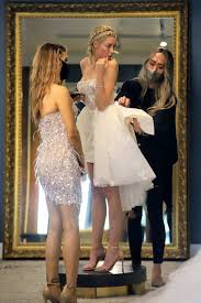 Chrishell Stause And Heather Rae Young Goes Wedding Dress Shopping In Los Angeles 091220 4