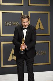 Then came best actor, with presenter joaquin phoenix calling out probably the night's biggest surprise: The Oscars 2021 News Blogs Articles 93rd Academy Awards Best Actor Oscar Joaquin Phoenix Actor