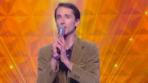 Si le jeu amuse particulièrement les amoureux de la le principe est simple : Noubliez Pas Les Paroles Apres Seulement 10 Participations Arsene Devient L Un Des Meilleurs Maestros Soirmag