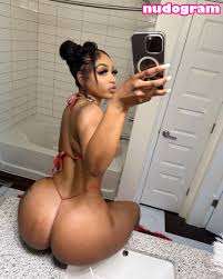 IamShamayne  Shamayne G  ShamayneWilliams  Shamayne_shay Гола изтичане  OnlyFans снимка 20 - Nudogram v2.1