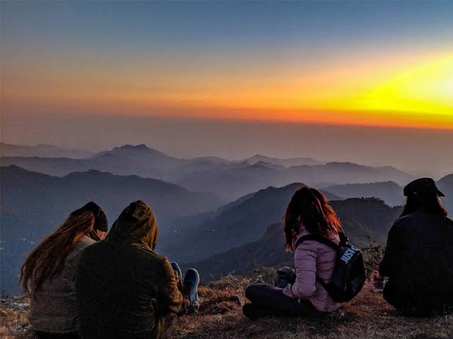 places to visit in kanatal 